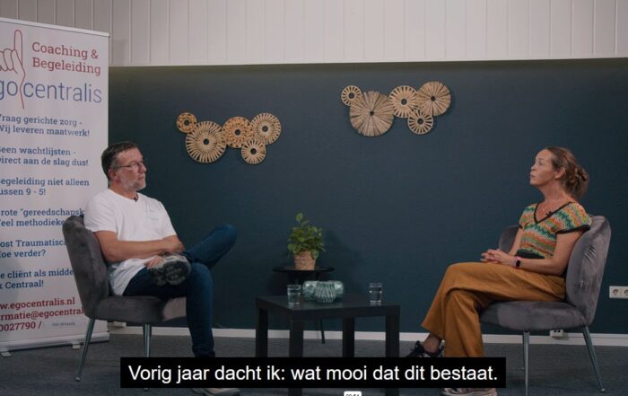 Mirjam van gb-autisme staat graag naast mensen
